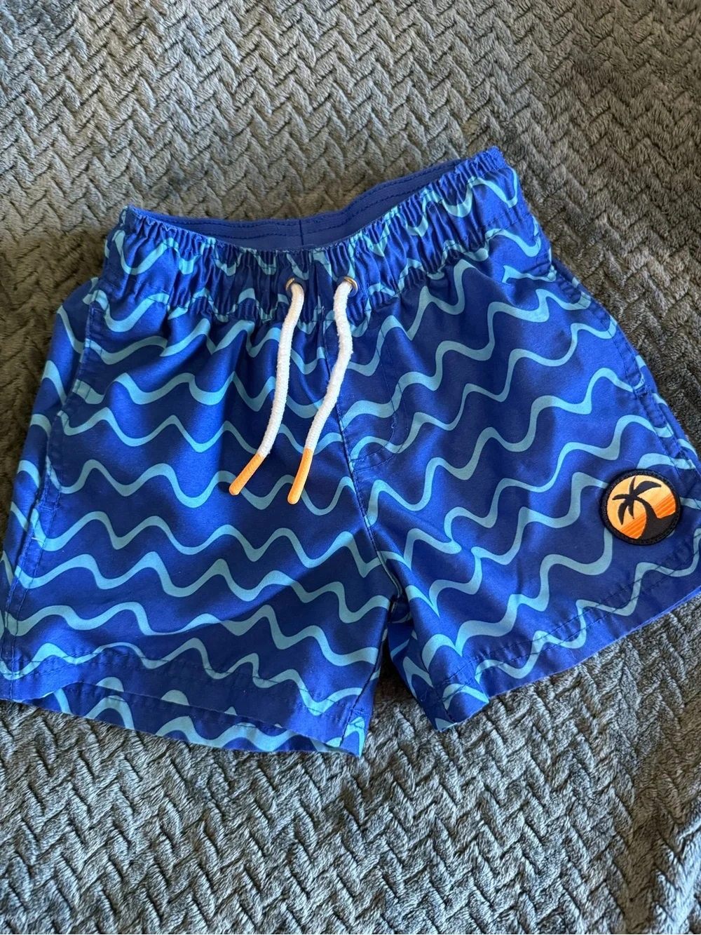 Cat & Jack Boy’s Blue Wave Swim Trunks with Palm Patch - XS (4/5)